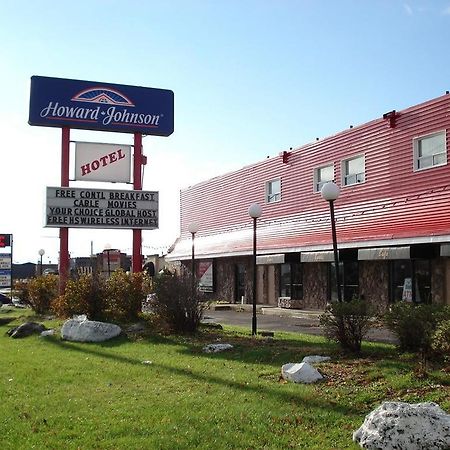 Howard Johnson By Wyndham Cornwall Exterior foto