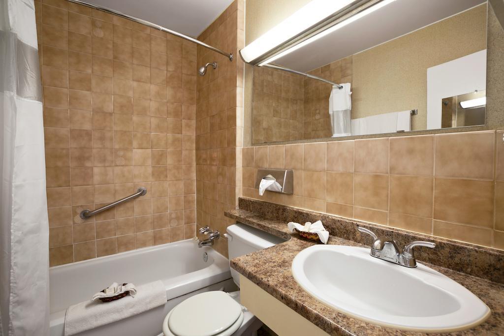 Howard Johnson By Wyndham Cornwall Cameră foto