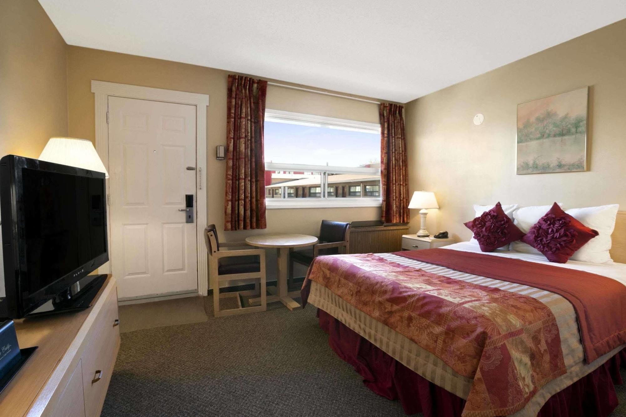 Howard Johnson By Wyndham Cornwall Exterior foto