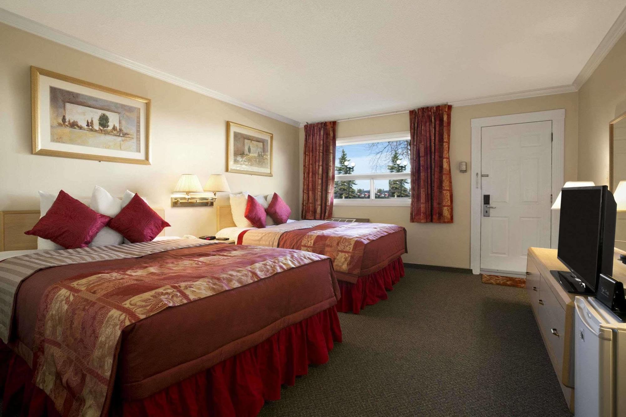 Howard Johnson By Wyndham Cornwall Exterior foto