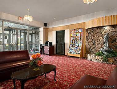 Howard Johnson By Wyndham Cornwall Exterior foto